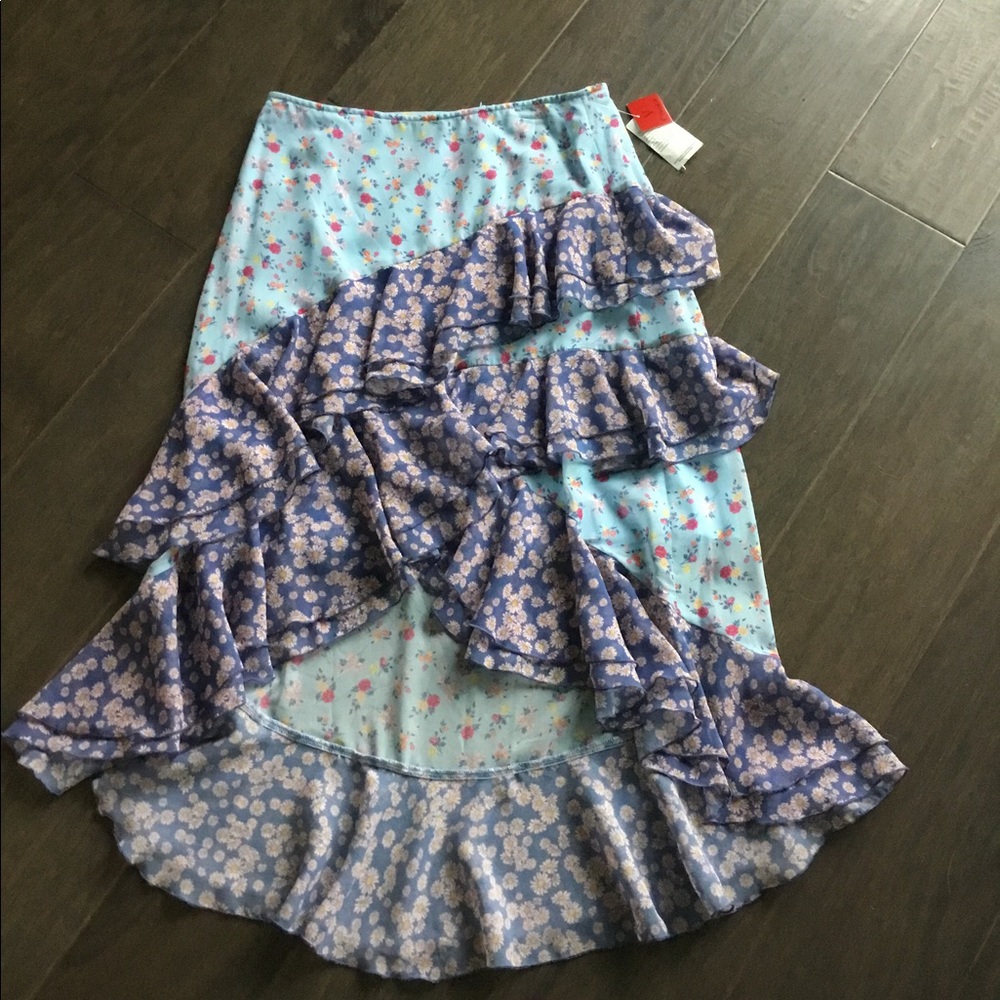 🔥 CLEARANCE NWT Skirt